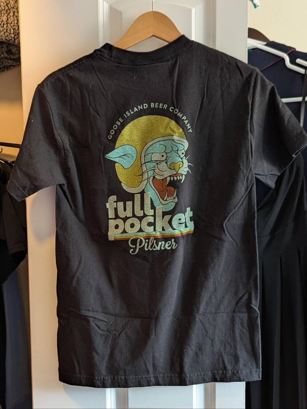 Goose Island Full Pocket Pilsner Black Graphic Tee - Unisex T-shirt